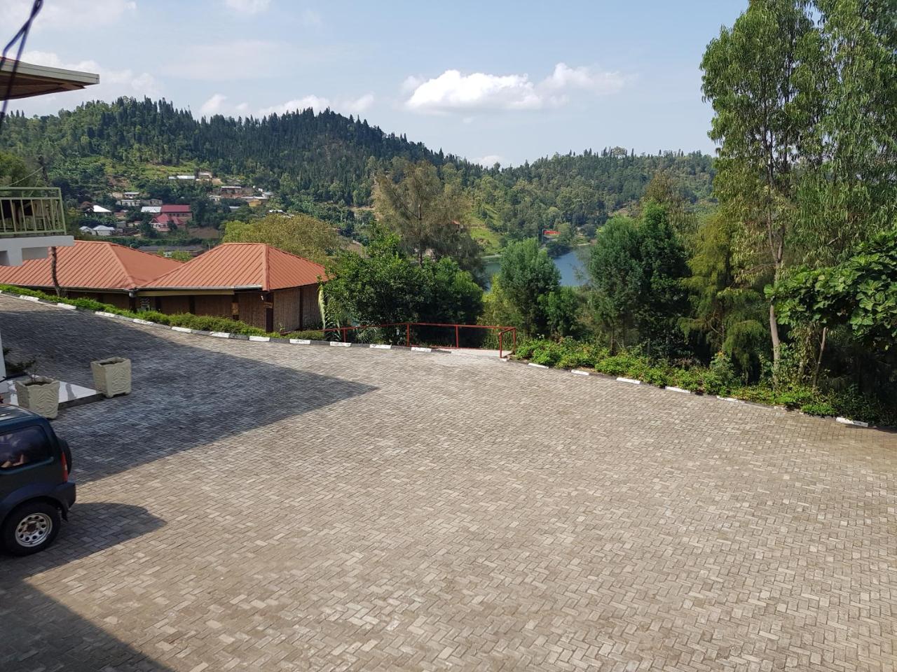 Rebero Kivu Resort Kibuye Bagian luar foto