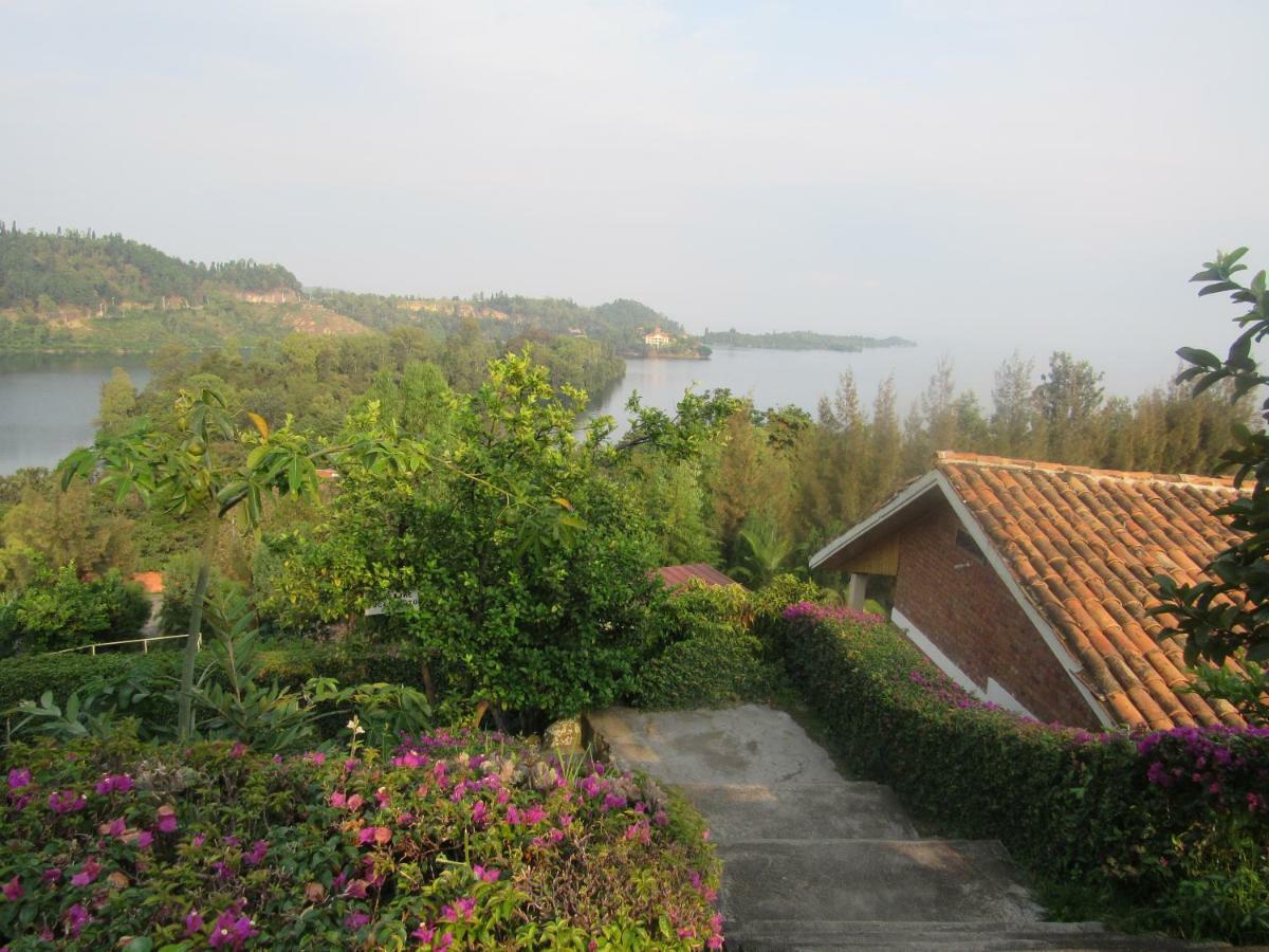 Rebero Kivu Resort Kibuye Bagian luar foto